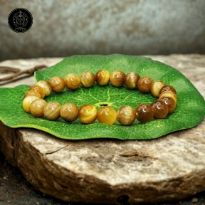 Cat's Eye Bracelet - For Sharp Memory and Wisdom